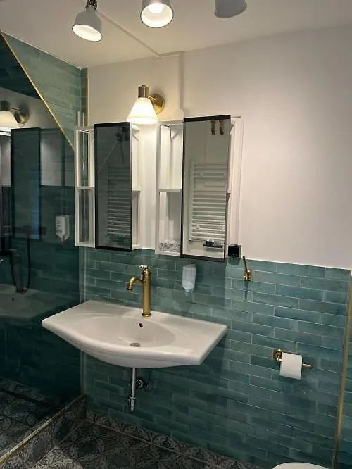 Studio-Apartment 29 Beim Saseler Markt Frisch Renoviert Hamburg 0*,  Germany