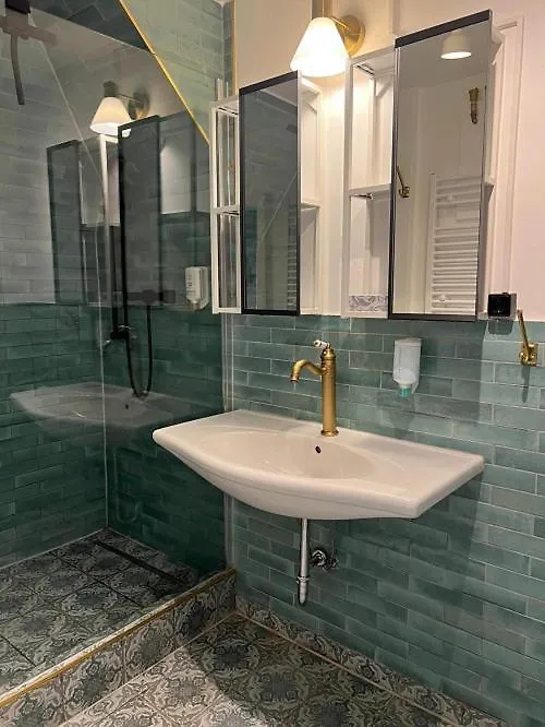 Studio-Apartment 29 Beim Saseler Markt Frisch Renoviert Hamburg Germany